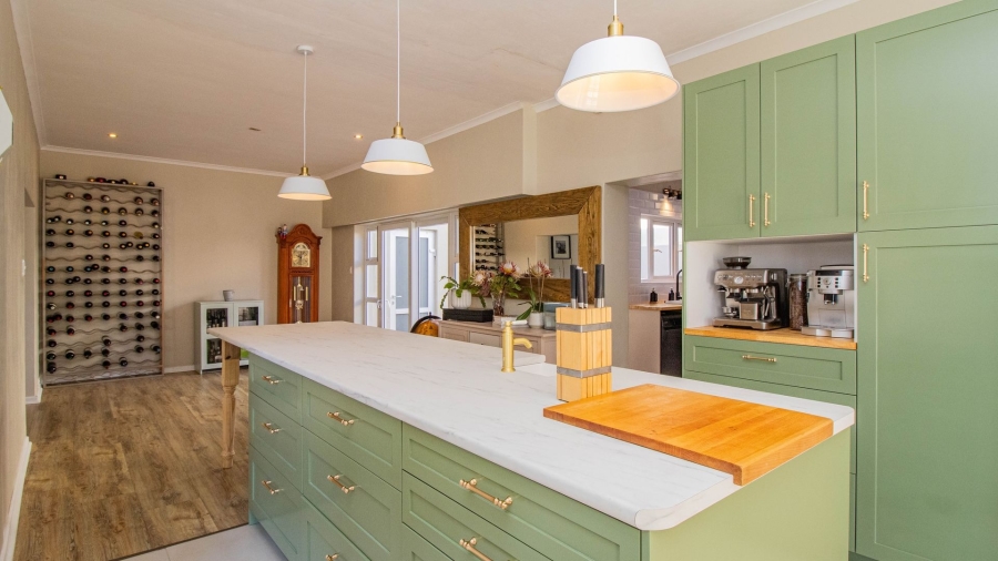 3 Bedroom Property for Sale in Westcliff Western Cape